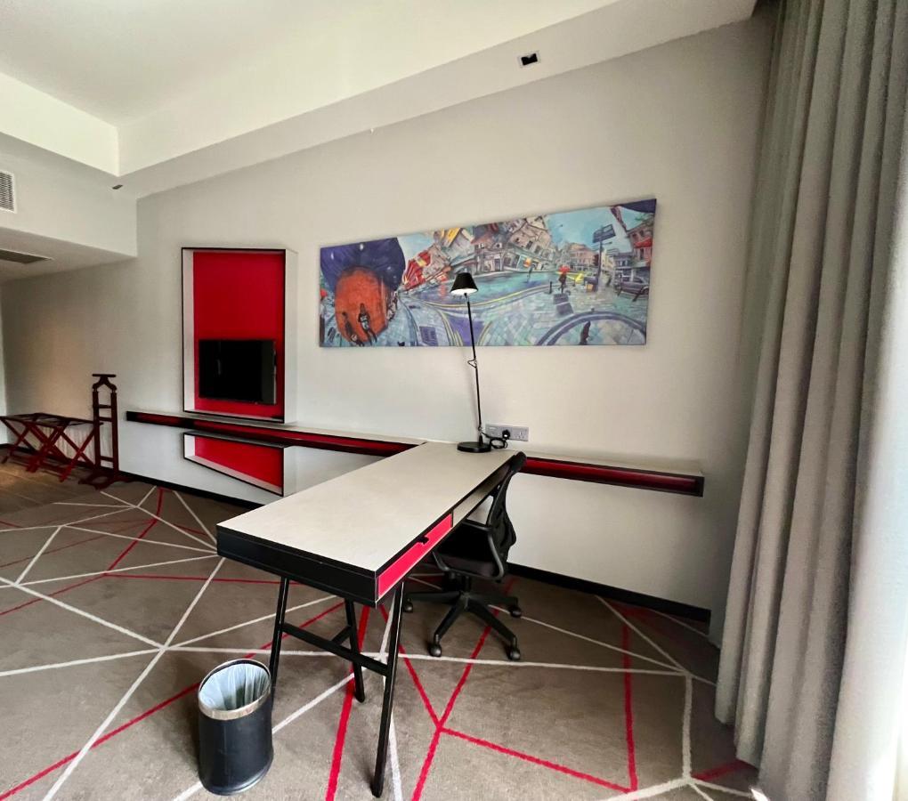 Red Homestay